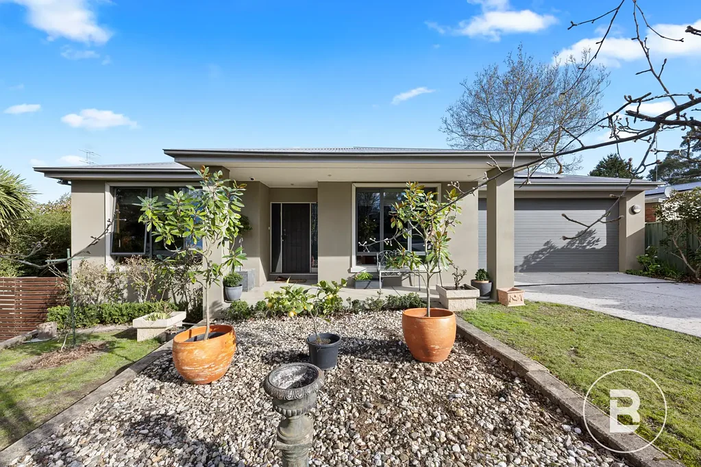 Buninyong 5ਬੈੱਡਰੂਮ SPACIOUS FAMILY HOME WITH MULTIPLE LIVING ZONES IN BEAUTIFUL BUNINYONG