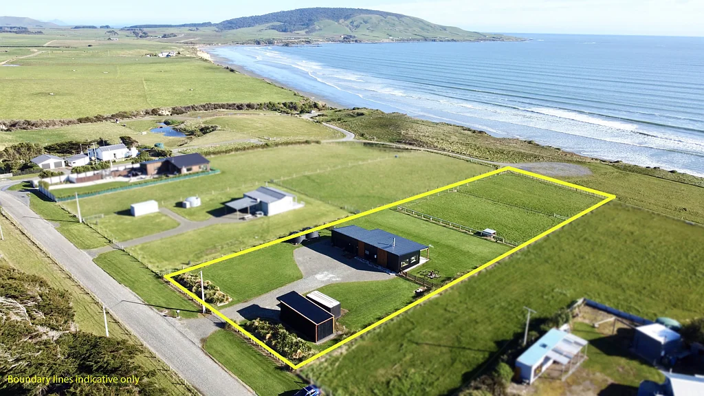 9 Surrey Street, Orepuki, Southland