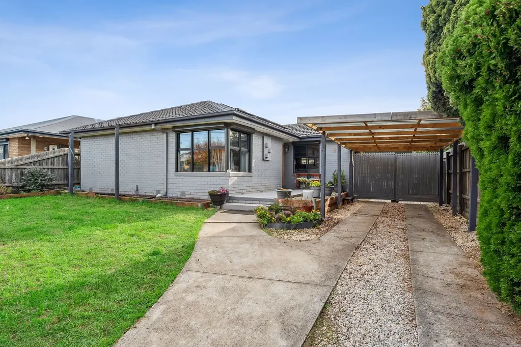 Kealba 3房  Beautifully Presented Family Home