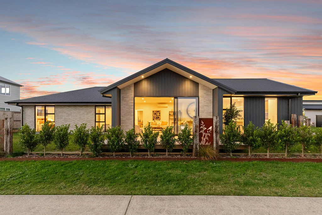 Papamoa 4कमरा Brand New, Fully Furnished Coastal Retreat!