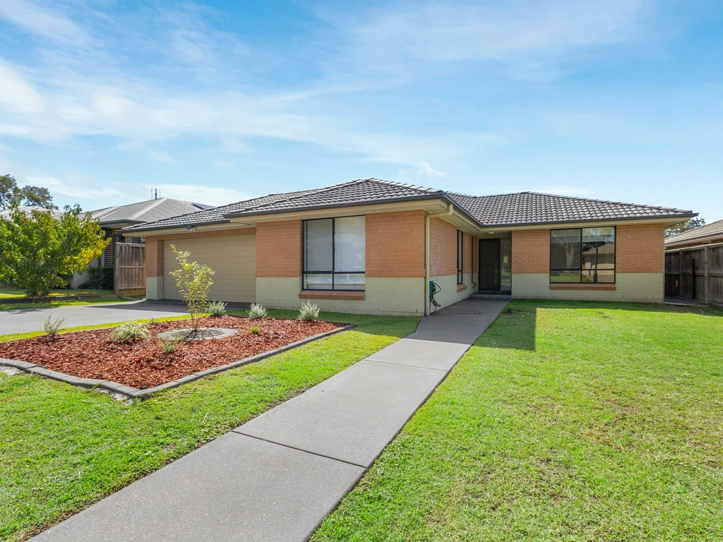 8 Birkdale Blvd, Cessnock, NSW 2325