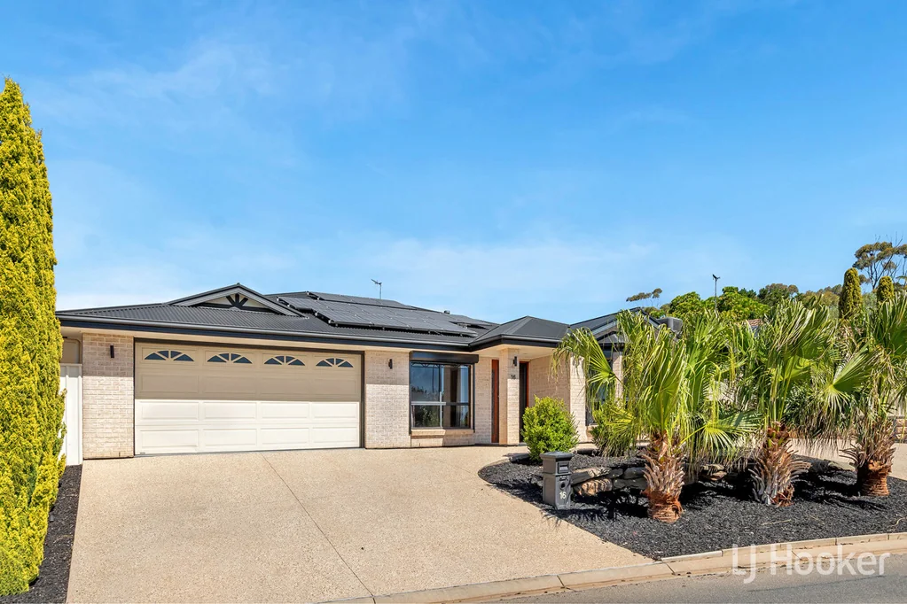 16 Perre Drive, Craigmore, SA 5114