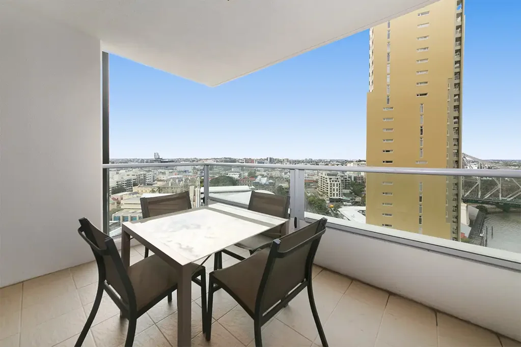 Fully Furnished Apartment @ Skyline