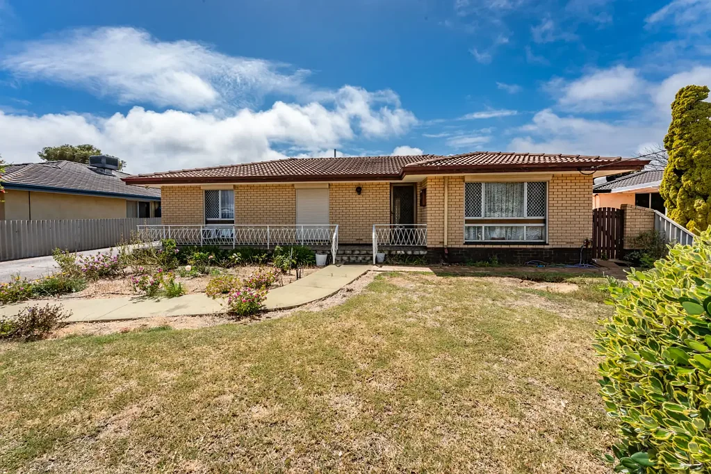 31 Paringa Street, Mount Tarcoola, WA 6530