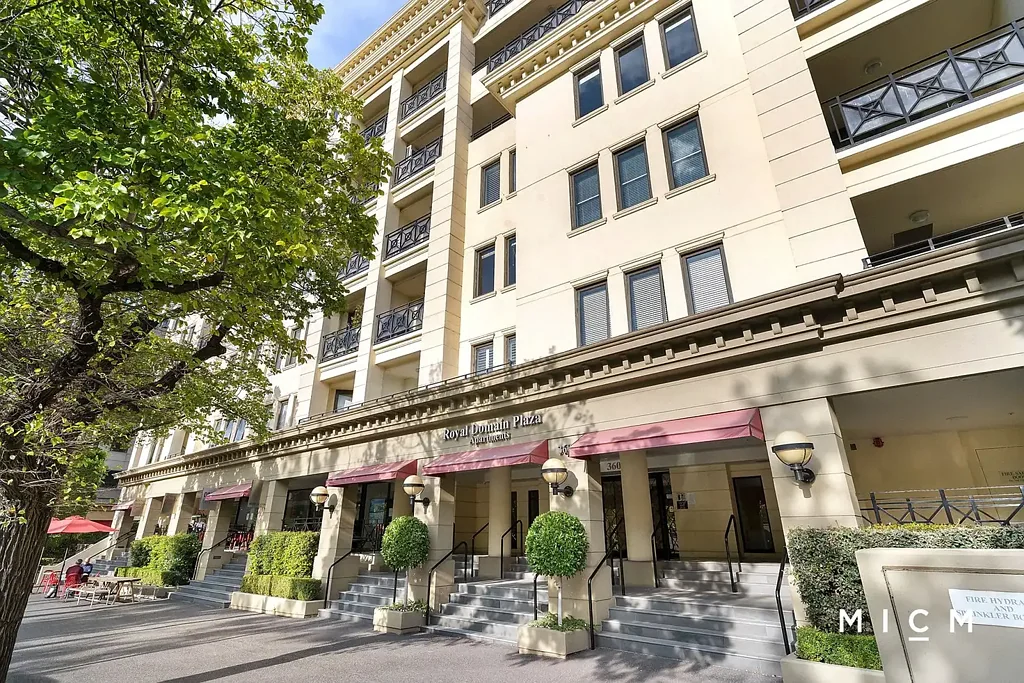 UNFURNISHED - Perfectly positioned this larger style apartment is rarely seen available, be the lucky resident of this spacious, one-bedroom apartment