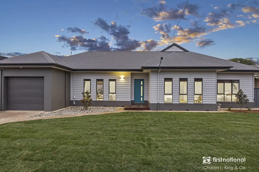 Echuca 4房  Entertain, Relax & Enjoy Central Echuca Family Living
