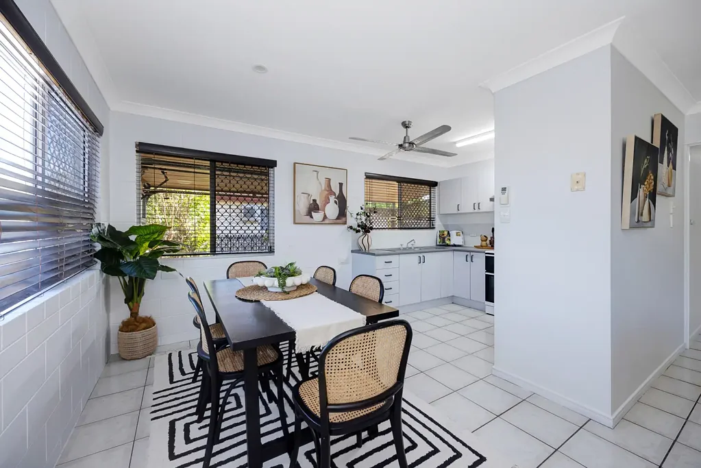 Mount Louisa 4ਬੈੱਡਰੂਮ Freshly Refreshed Family Living on a Generous 640sqm Block!