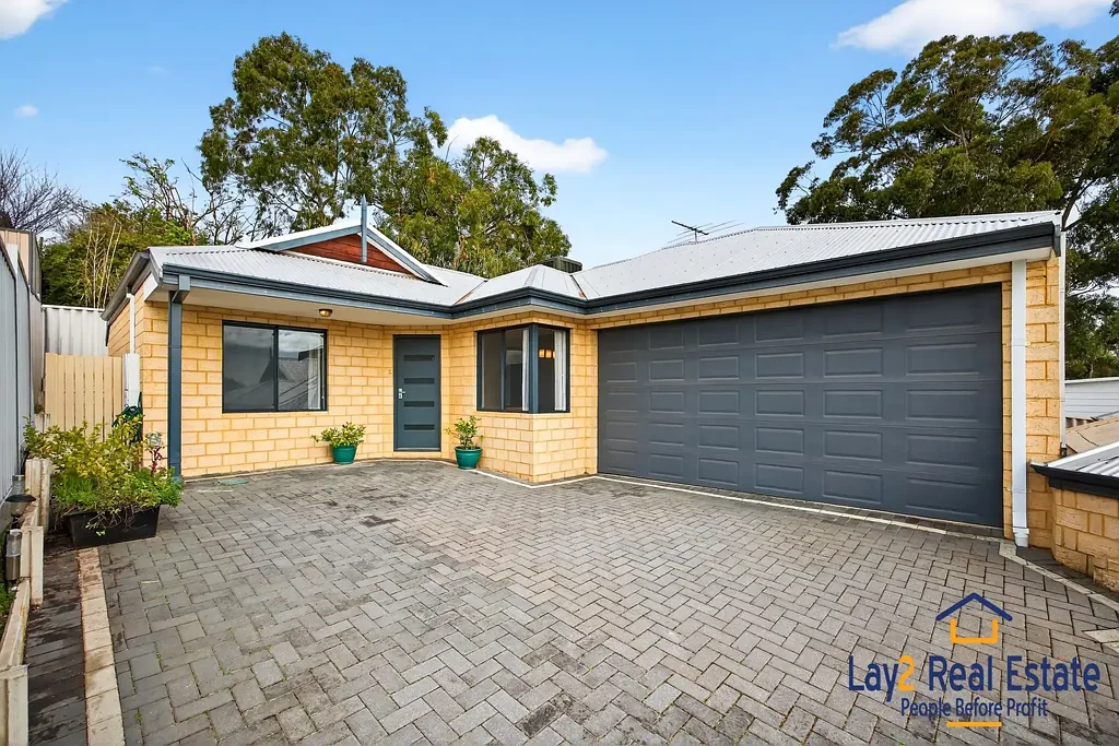 Bayswater 4 Bedroom Elevated Comfort in Bayswater’s Heart