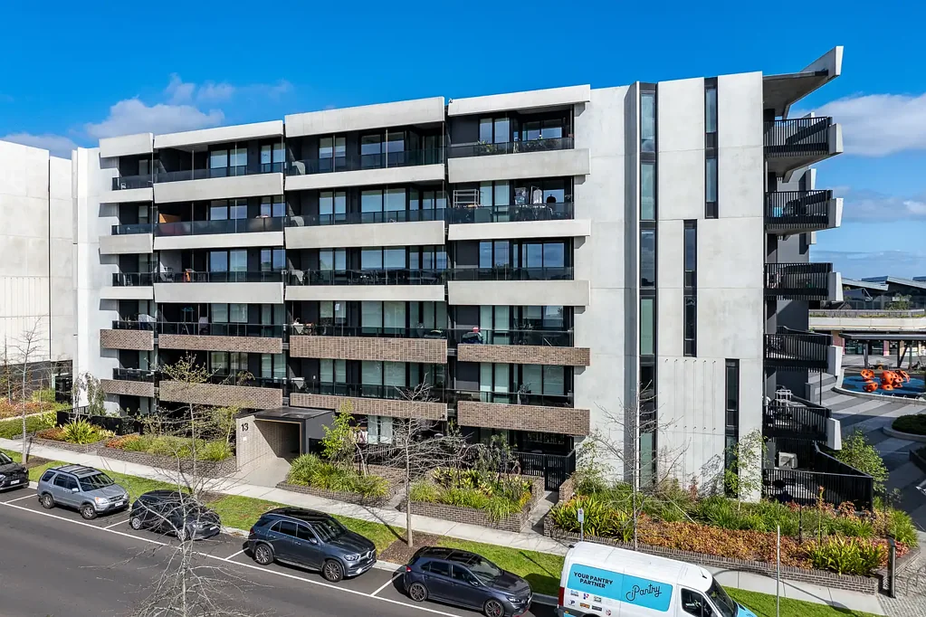 Burwood East 2कमरा Spacious Modern Living with an Impressive Courtyard-Facing Balcony