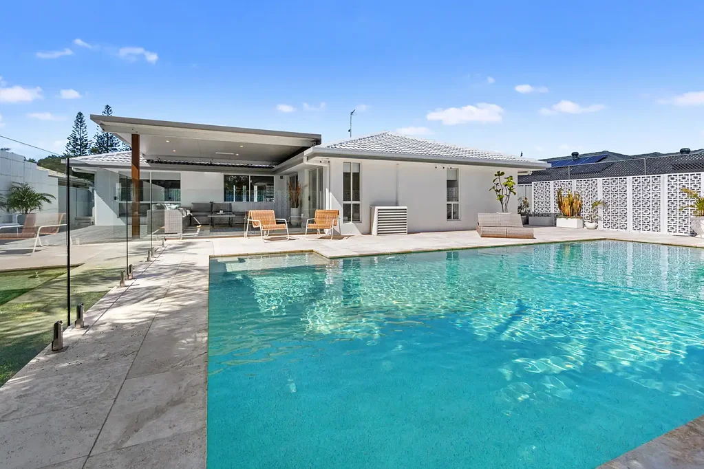 Luxe Family Home in Prime Burleigh Location