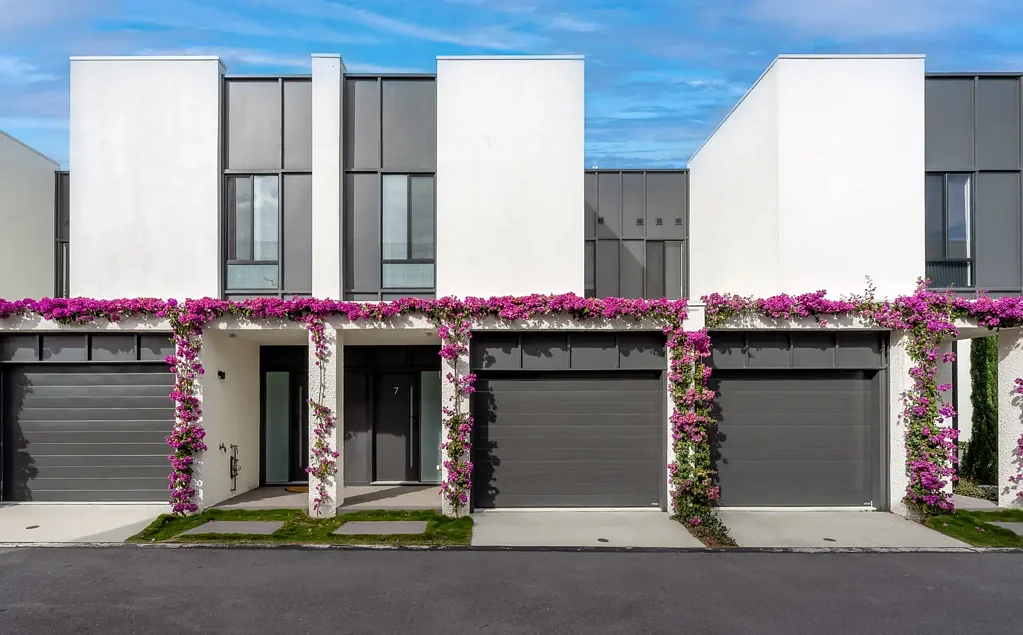 Mango Hill 3Kwarto Architecturally Designed Townhouse in a Resort-Style Setting