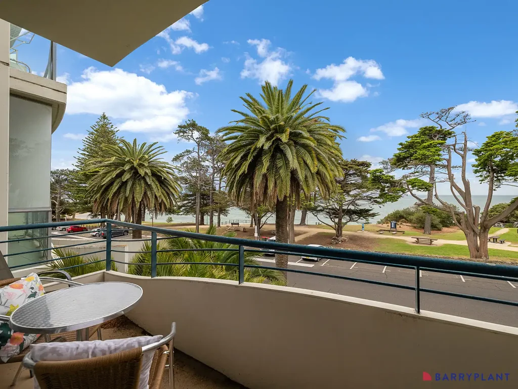Cowes 1 Slaapkamer Breath-taking Water Views in the Heart of Town