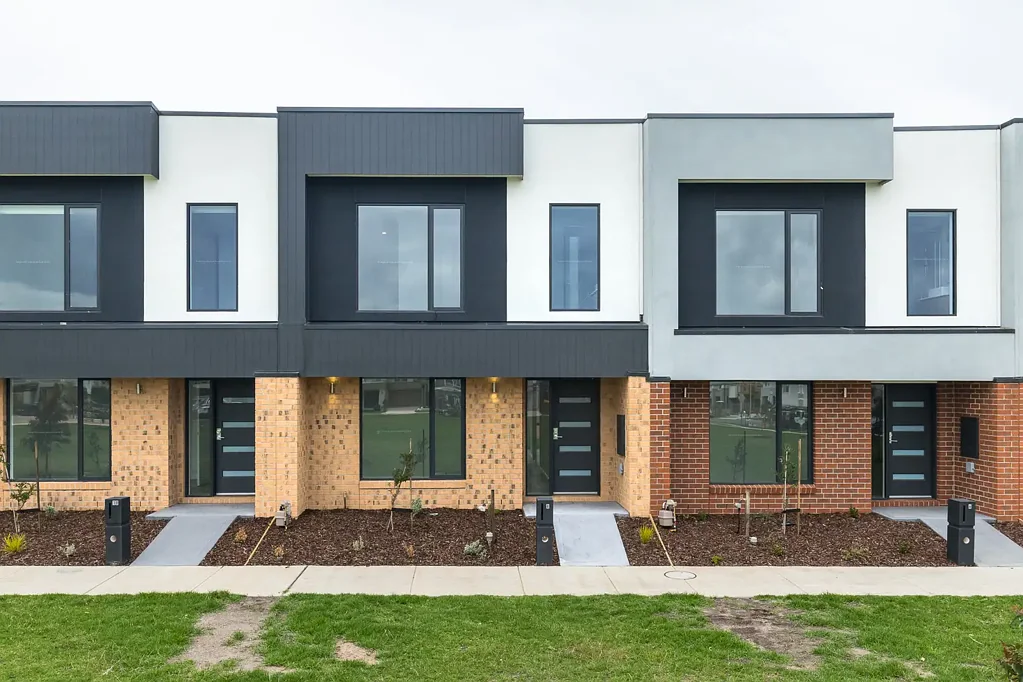 Modern Family Living in a Prime Point Cook Location