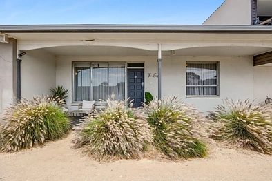 Torquay 3 Slaapkamer BEACHSIDE LIVING JUST MOMENTS FROM TORQUAYS HEART