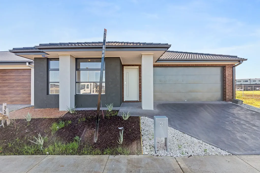 Brand new four bedroom family home
