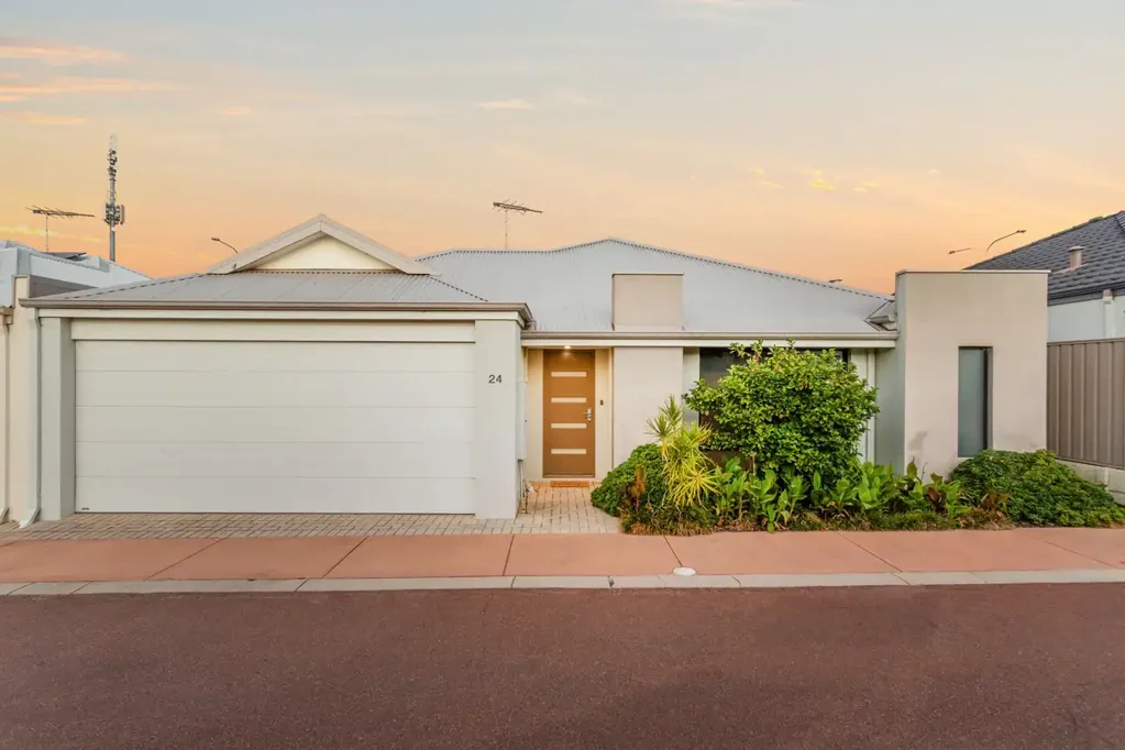 24/15 Crosthwait Circle, Tapping, WA 6065