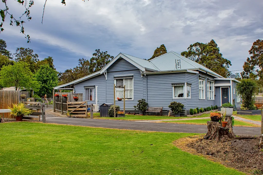 Won Wron 4Habitaciones Quietly Impressive Country Living with a new price!!!