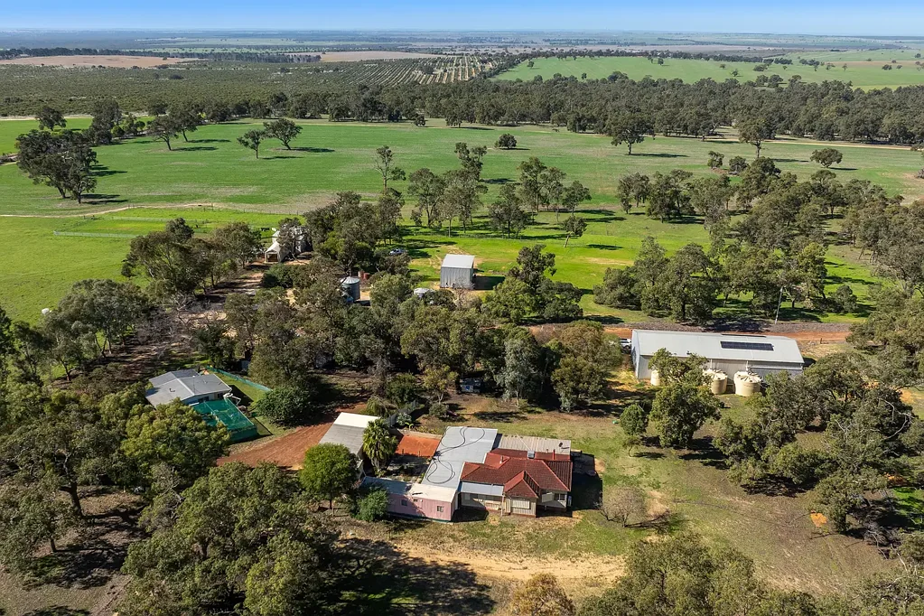  2272 North West Road, Dandaragan, WA 6507
