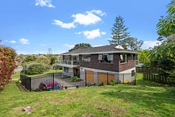 48A Woodlands Crescent, Browns Bay