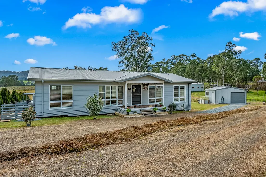 Gloucester 4침실 Modern Family Home with Rural Charm