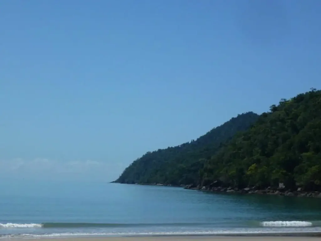 Etty Bay For Sale by Tender Closing 5pm July 9 2026