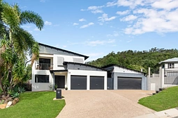 28 Kosciusko Way, Mount Louisa