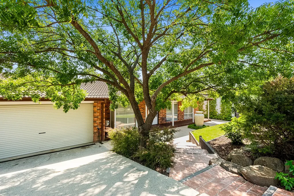 138 Julia Flynn Avenue, Isaacs, ACT 2607