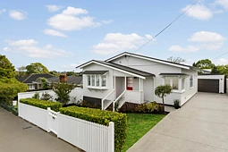 27 Chalmers Street, Avondale