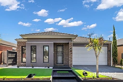 97 Tristania Drive, Point Cook