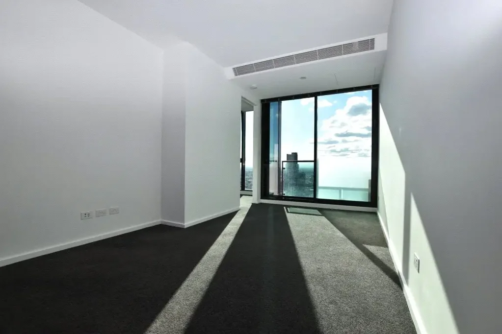 Australis: Stunning Two Bedroom Apartment in the Perfect City Location!