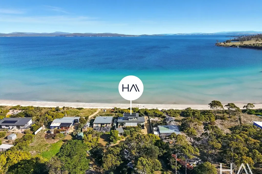 Connellys Marsh 3ਬੈੱਡਰੂਮ Rare opportunity to procure an absolute beachfront haven