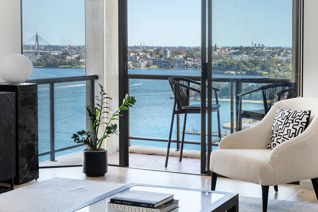 Milsons Point 2 Bedroom Elevated Leisure & Harbourfront Sophistication at Peninsula Tower