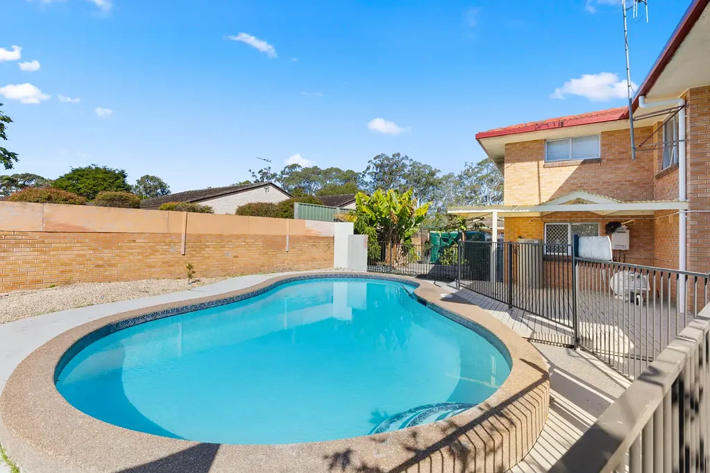 Taree 8房  Big on Space, Big on Options & Full of Potential!
