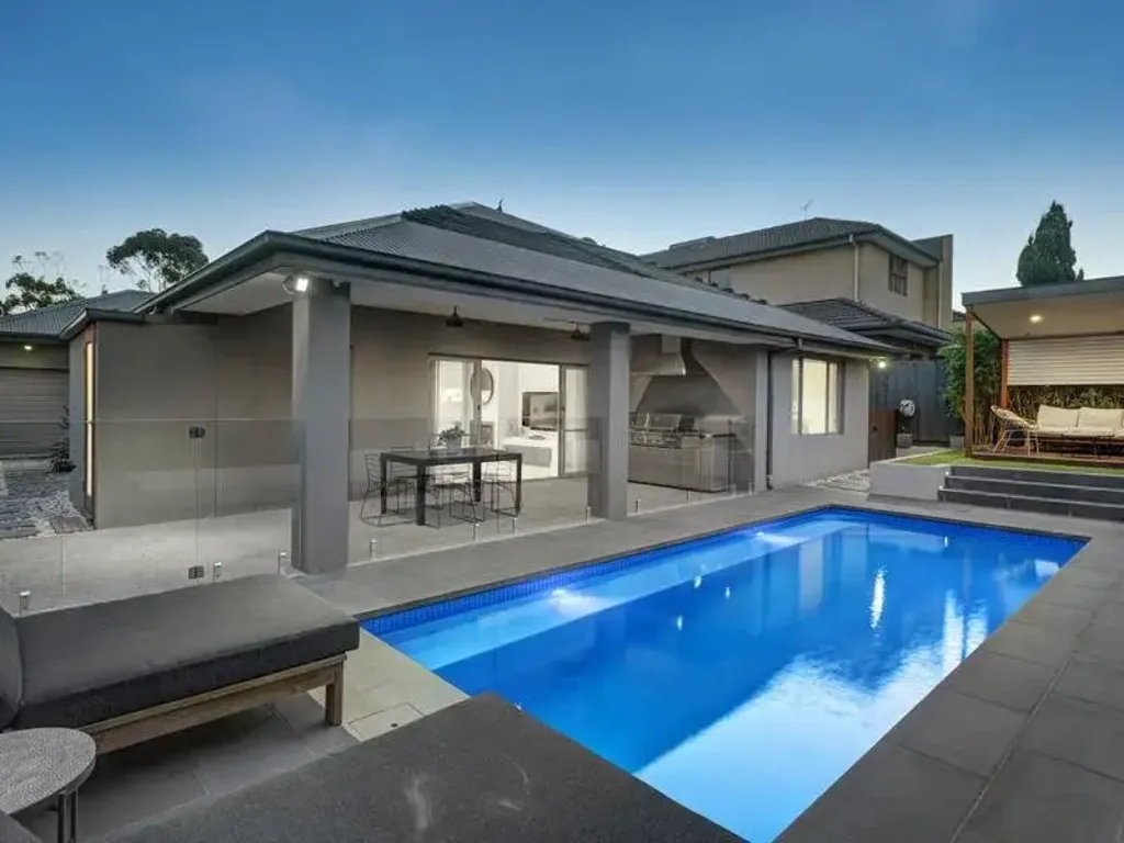 Parkside Living Meets Bayside Luxury