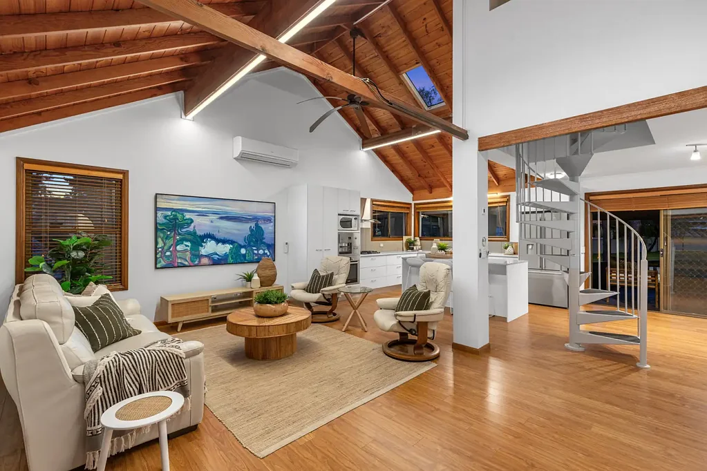 Helensvale 4 Bedroom Scandi-Inspired Family Retreat with Dual Living Potential
