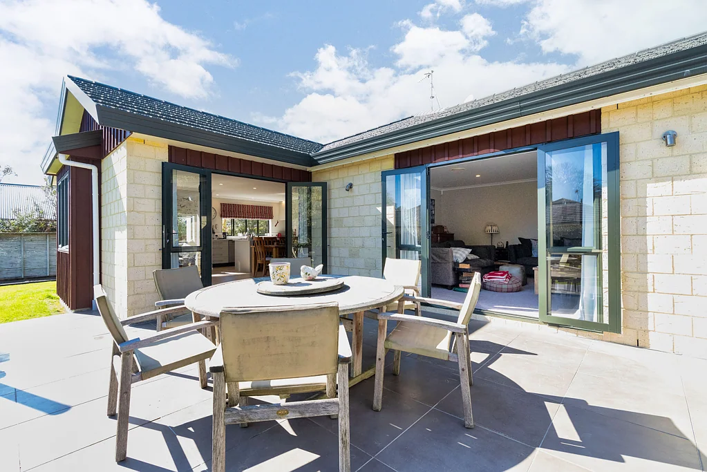 6 Burnfield Way, Levin