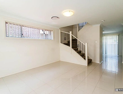 7/92-94 Great Western Highway, Kingswood, Outer Western Sydney, 4 कमरे, 2 बाथरूम, Townhouse