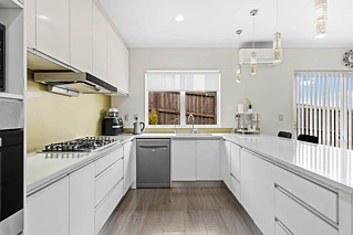 51 Mt Lebanon Crescent, The Gardens, Manukau City