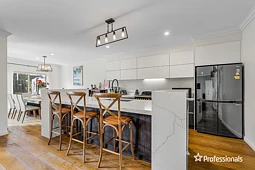 2/19 Avonhurst Drive, Glen Waverley