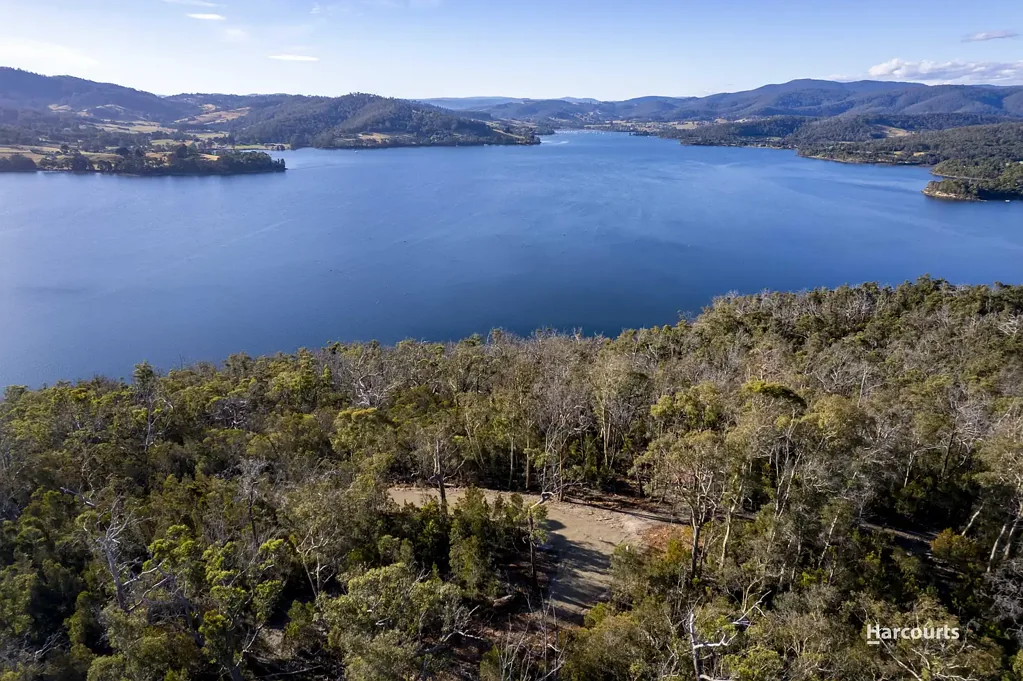 Abels Bay  Spectacular Hilltop with Panoramic Water Views