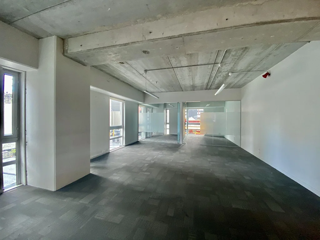 Auckland Central  Bright part floor office