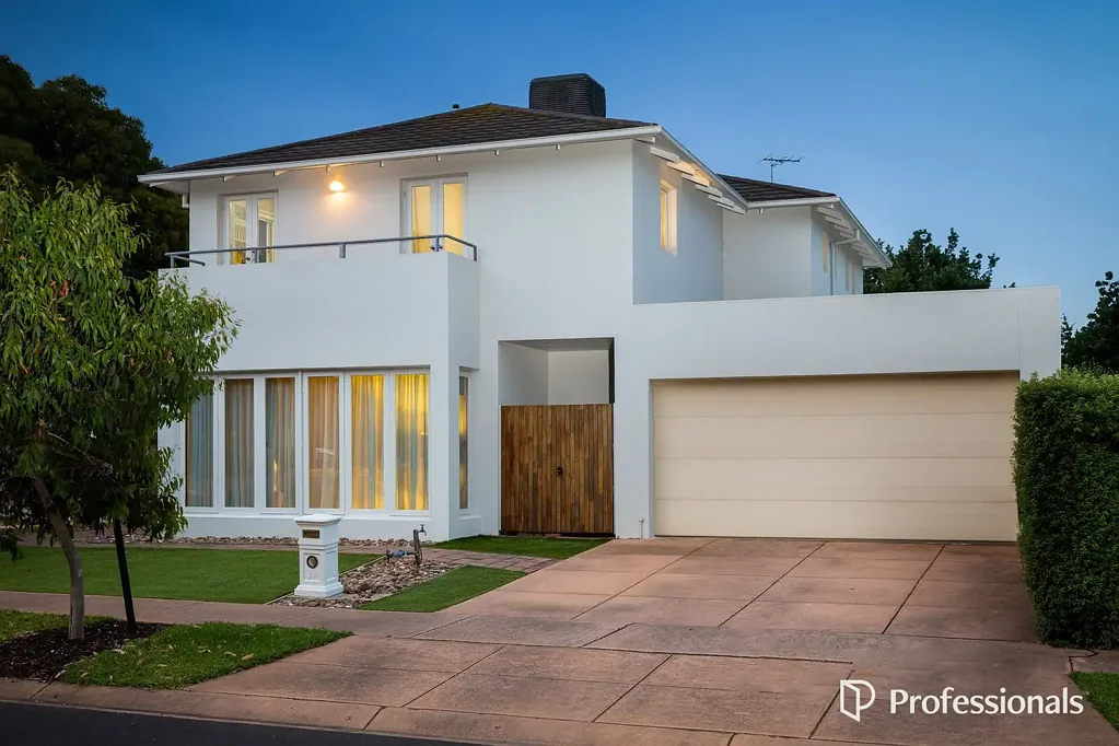 Point Cook 4ਬੈੱਡਰੂਮ Luxury Family Sanctuary with Jacuzzi, Sauna & Alfresco Excellence