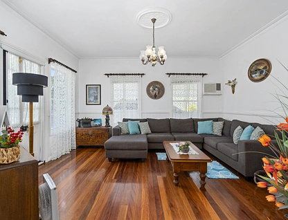 44 Lima St, Holmview, QLD 4207, 5 phòng ngủ, 2 phòng tắm, House
