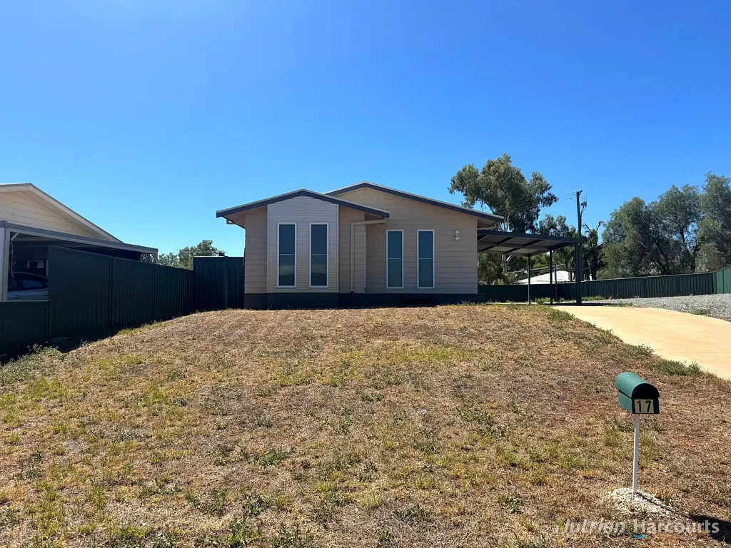 17 Duffy Drive, Cobar, NSW 2835