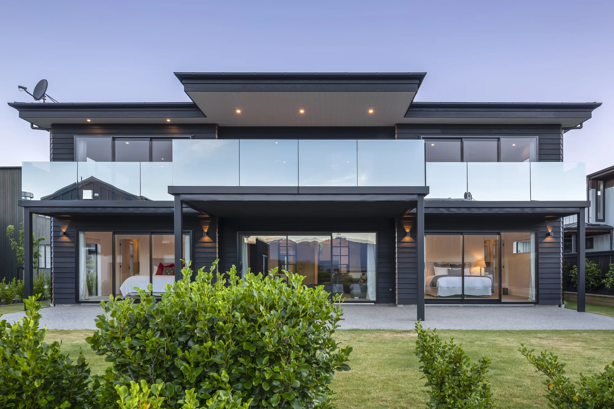 Wanaka 3غرفة نوم Lake views, luxury living, unmatched location