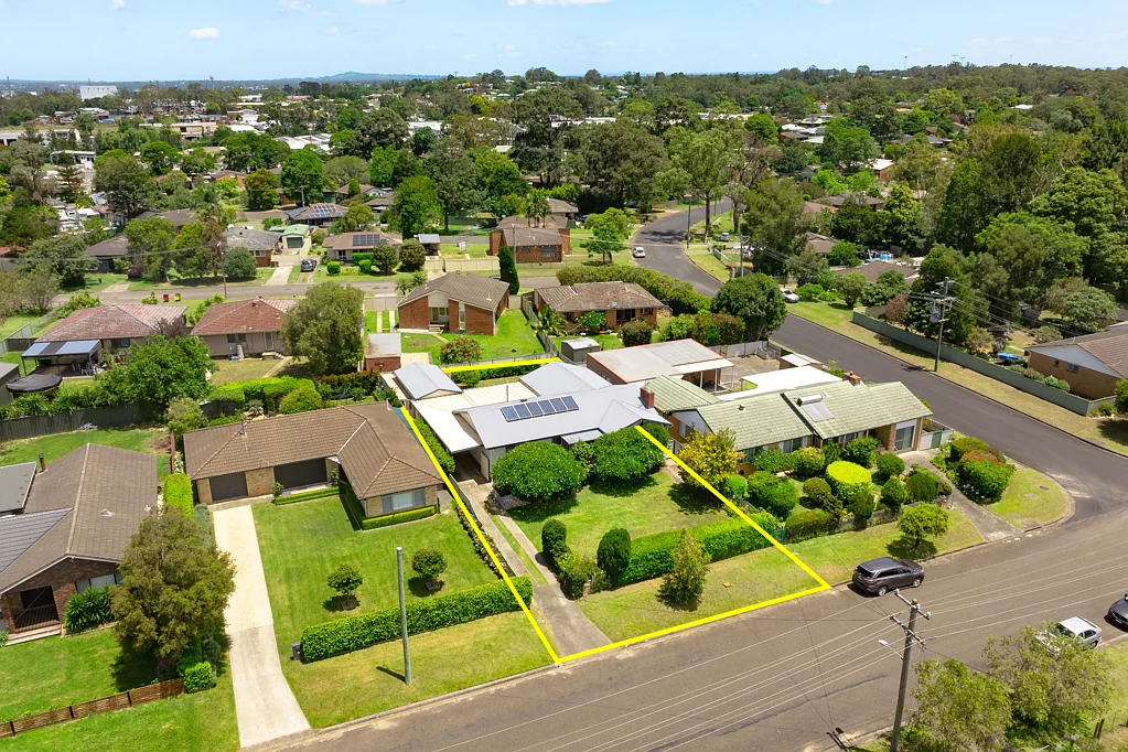34 Edwards Avenue, Bomaderry, NSW 2541