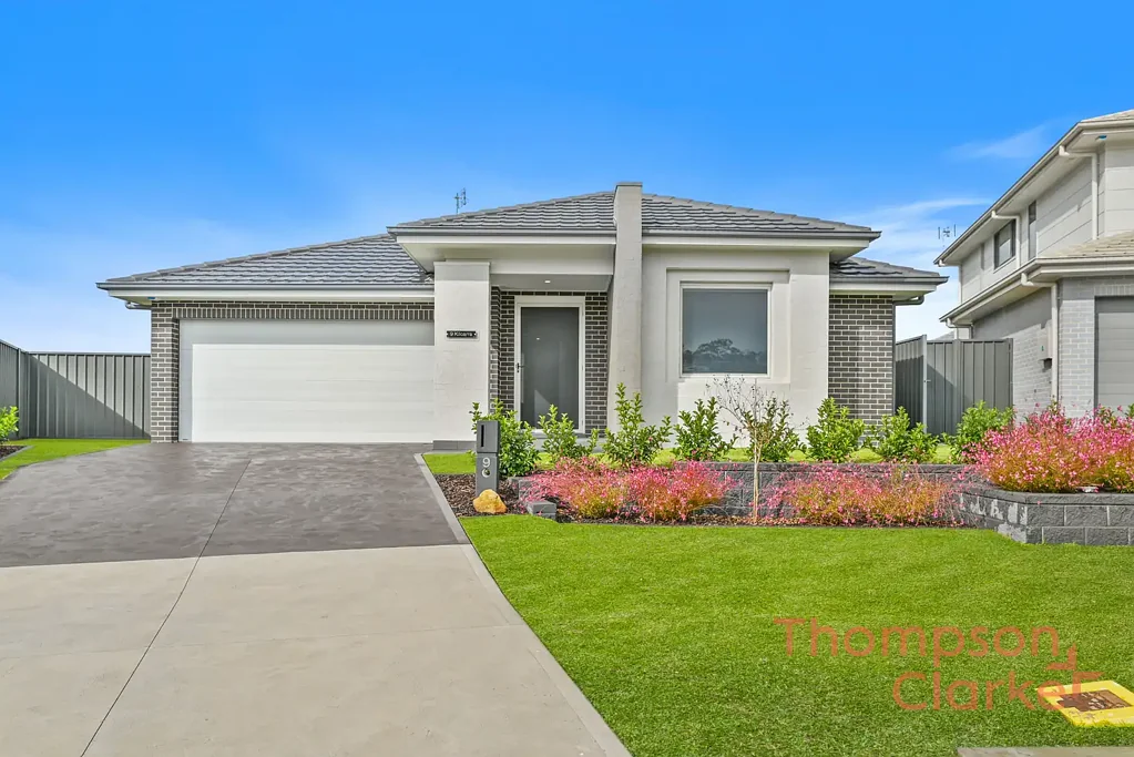 Chisholm 4房  Modern Family Oasis in the Heart of Chisholm