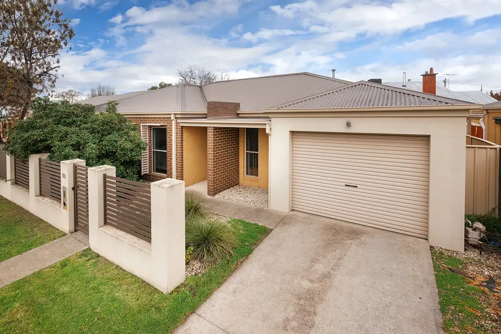 Wodonga 2ห้องนอน WODONGA- Live in or lease out