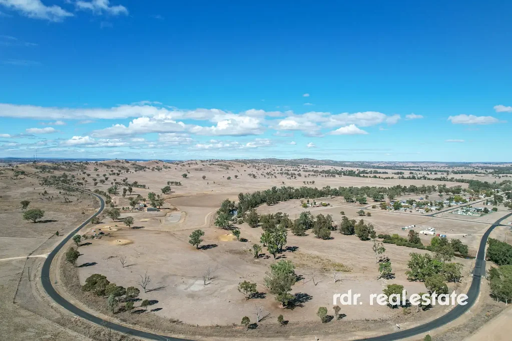 Inverell  GRAZING BLOCK WITH CREEK FRONTAGE