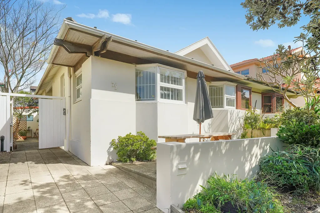 Bondi Beach 4 Bedroom Unmissable Opportunity In Blue Chip Beachside Address